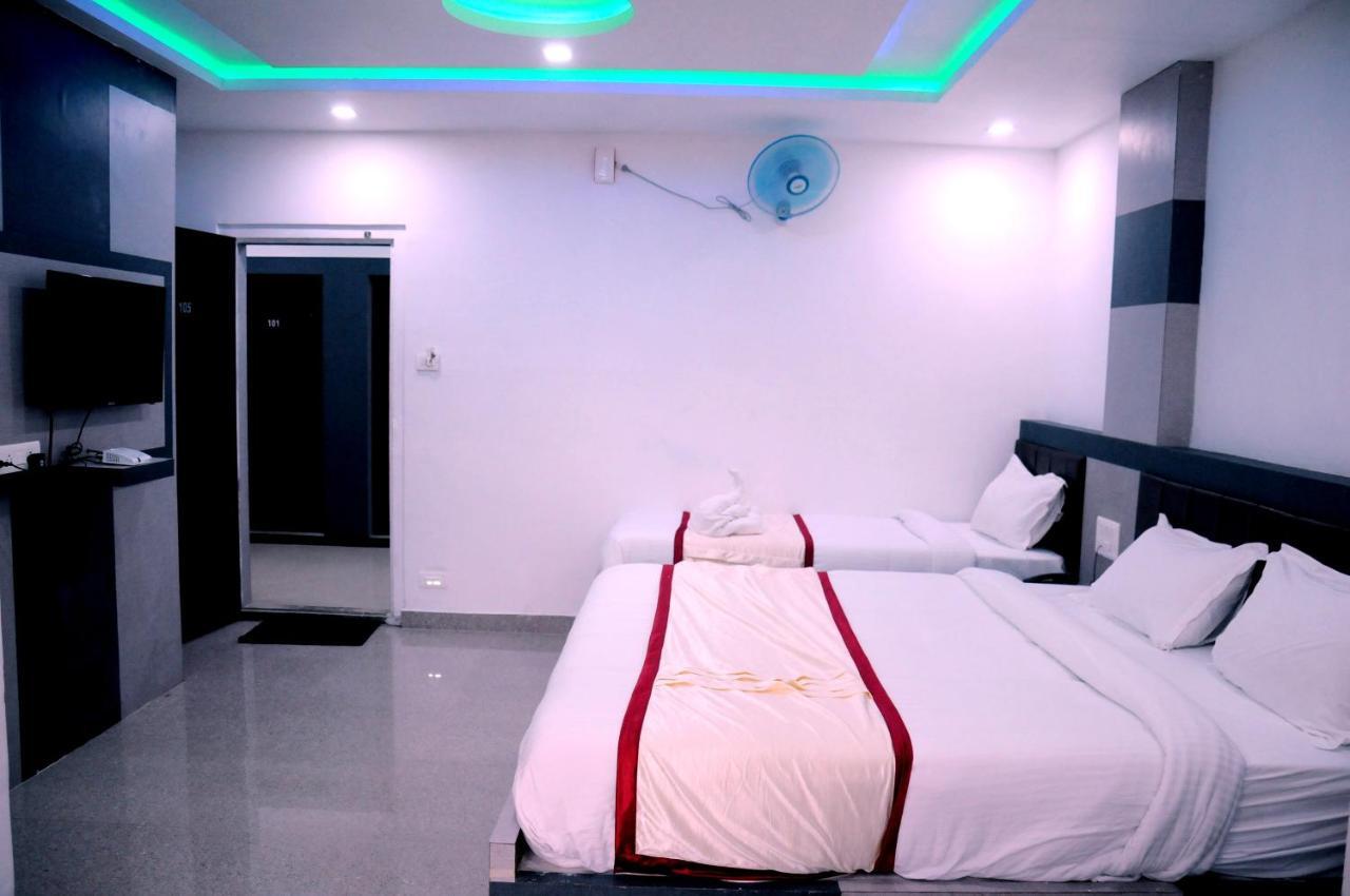 Hotel Shawrya The Grand Madikeri Buitenkant foto