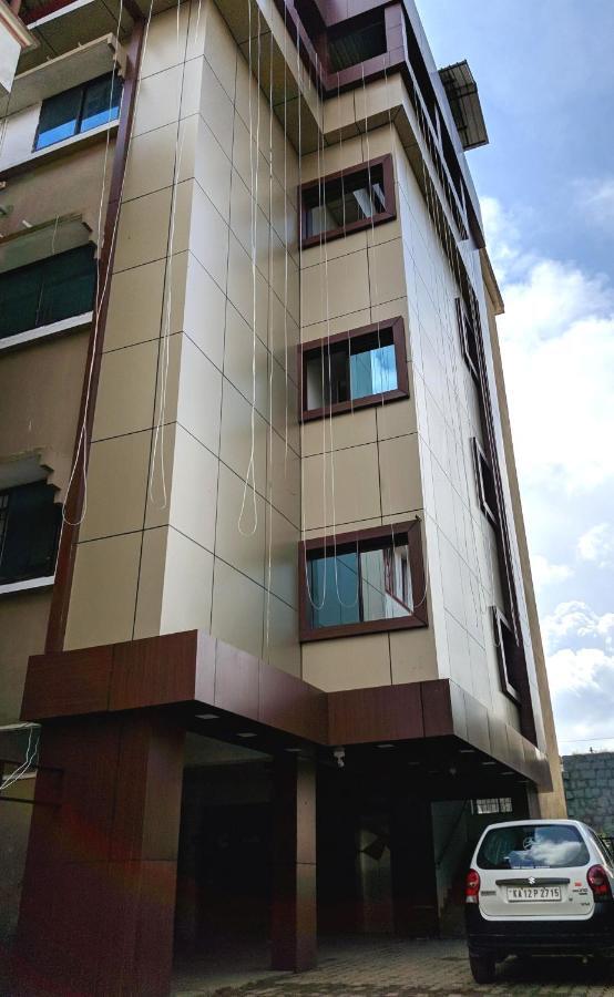 Hotel Shawrya The Grand Madikeri Buitenkant foto
