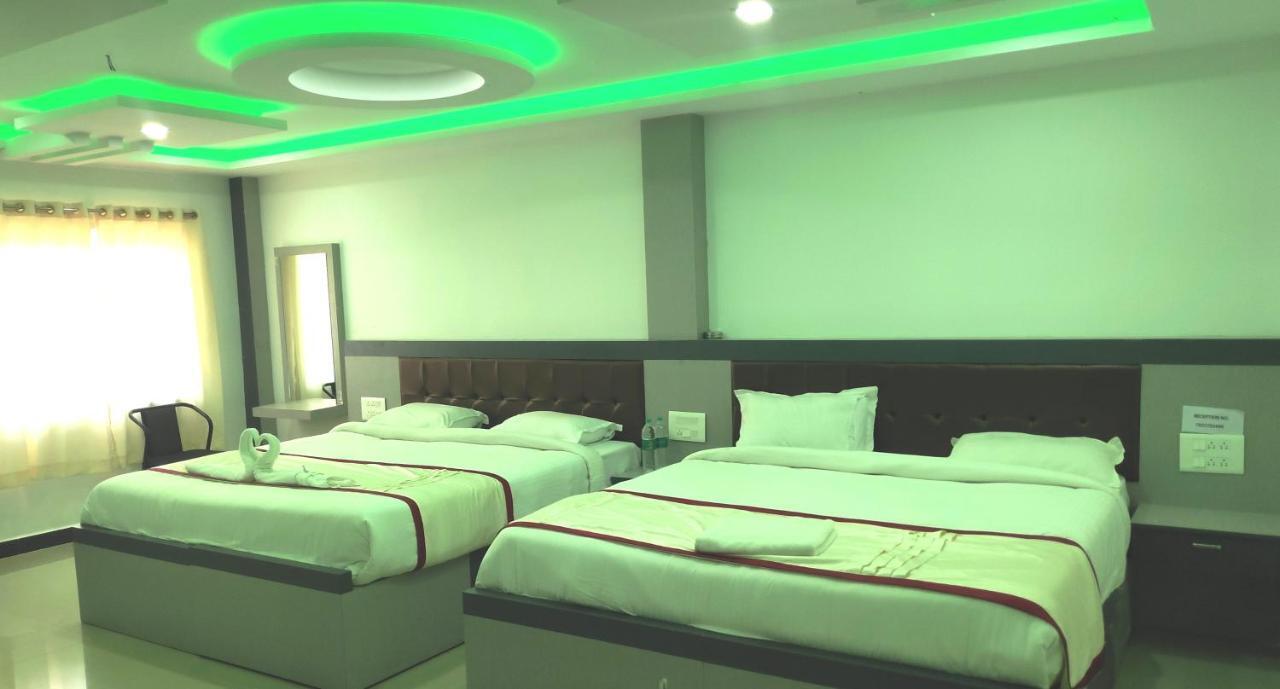 Hotel Shawrya The Grand Madikeri Buitenkant foto