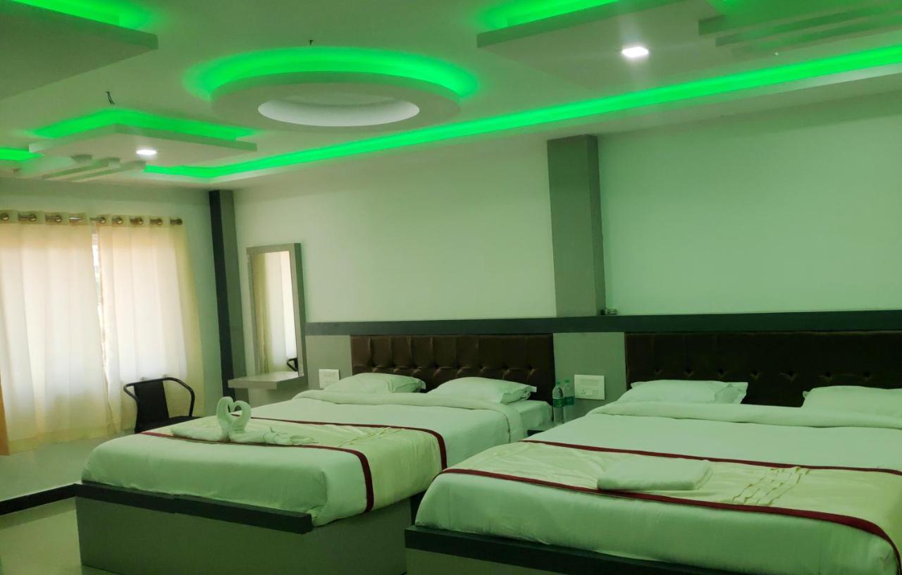 Hotel Shawrya The Grand Madikeri Buitenkant foto