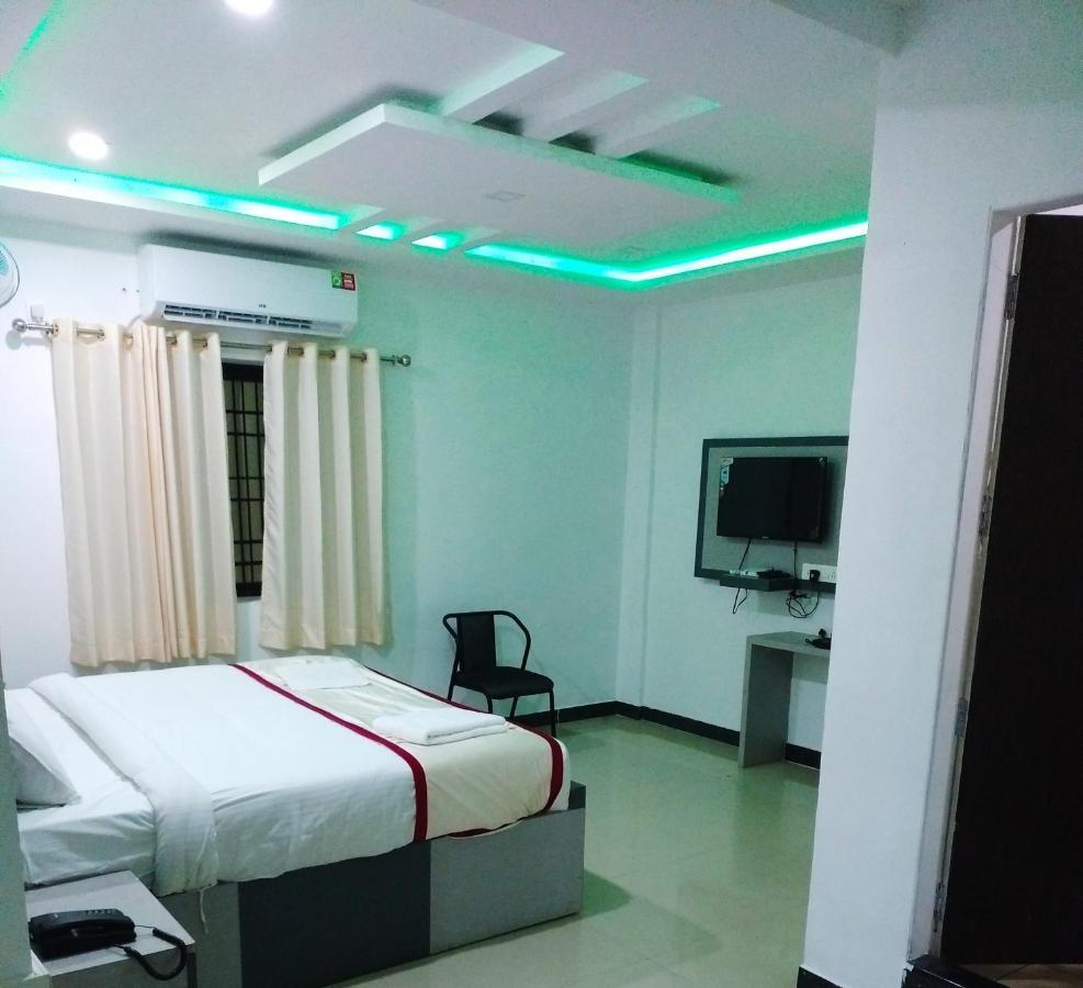 Hotel Shawrya The Grand Madikeri Buitenkant foto
